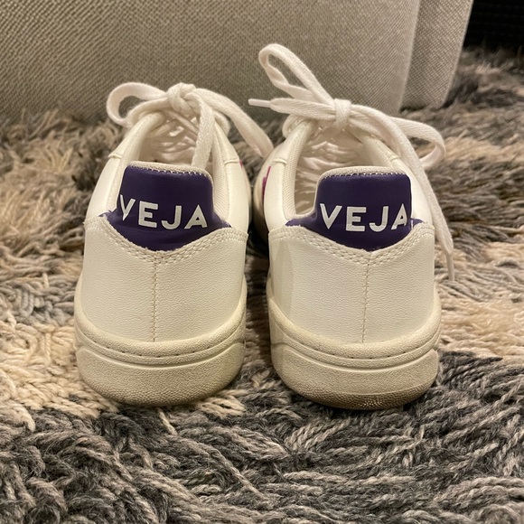 Veja Women's White and Pink Sneakers - Picture 3 of 7